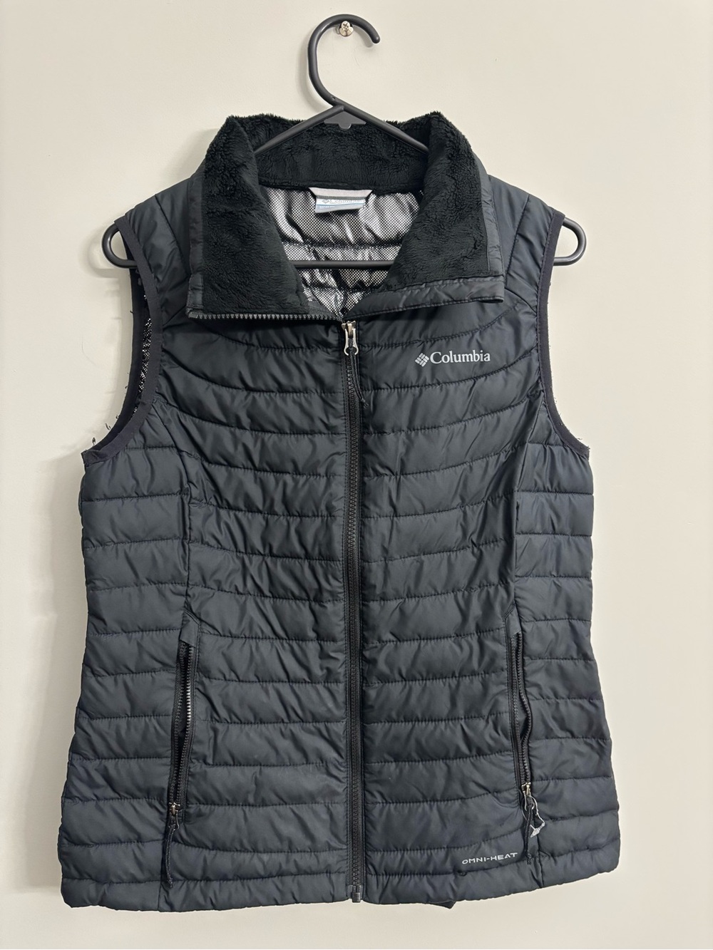 Columbia Women's Black Quilted Insulated Vest